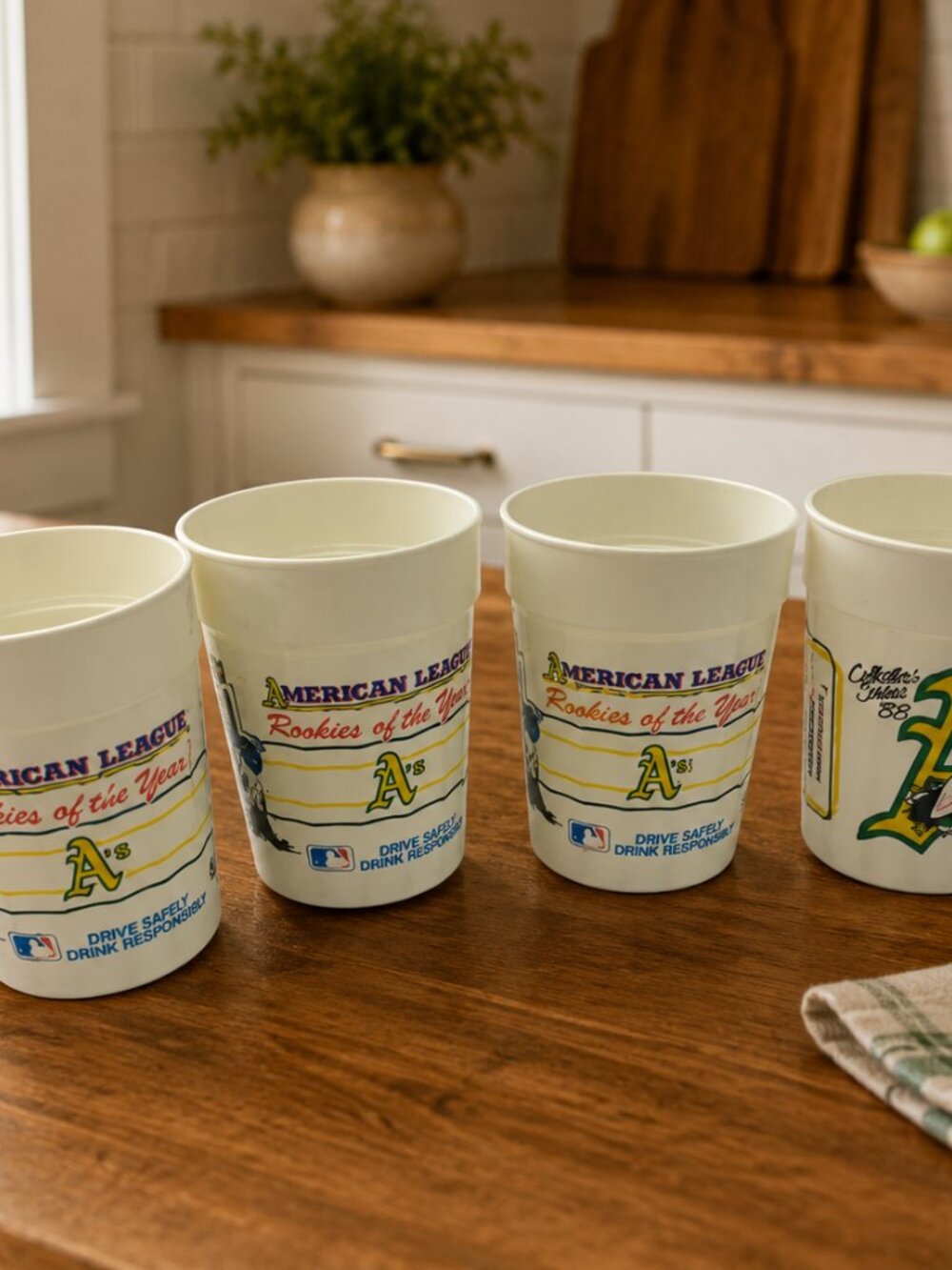 4x Vtg 1980s Oakland Athletics A's MLB Plastic Drink Cup All-Star Game Stomper